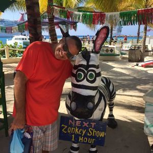 Meet your Posher, Todd